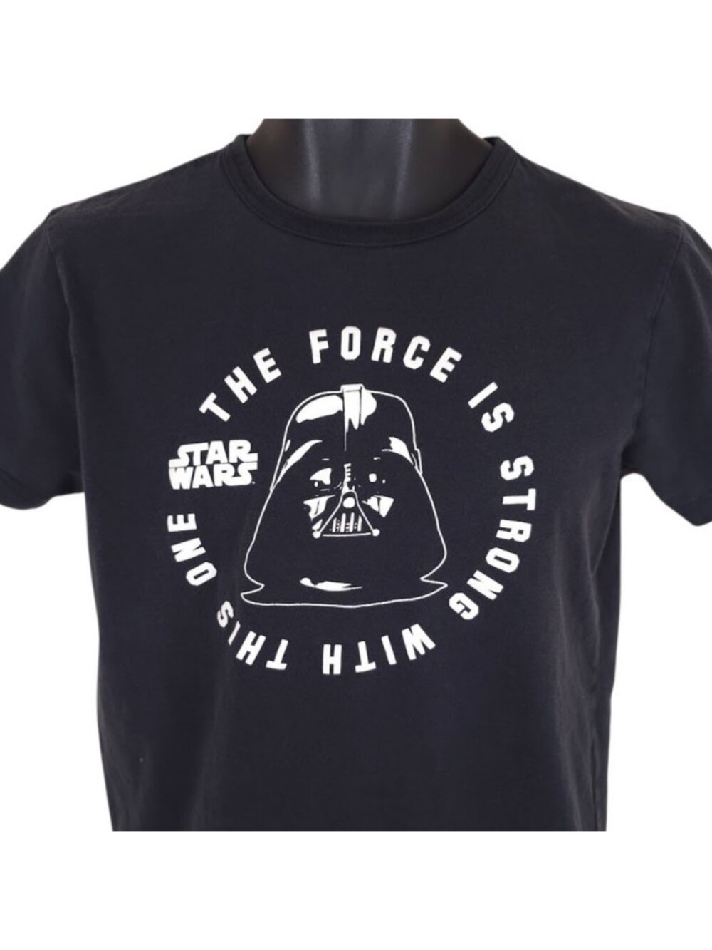 Star Wars T Shirt Womens Size Medium Black Darth Vader The Force Is Strong